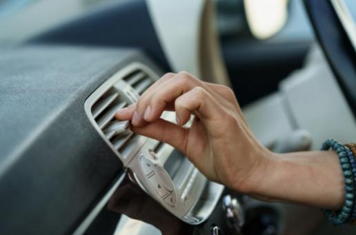 Understanding the Role of a Windscreen Washer Pump Understanding the Role of a Windscreen Washer Pump